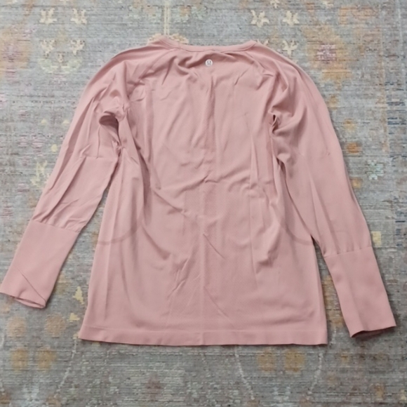 Lululemon Swiftly Tech Long Sleeve 2.0 - Picture 4 of 7